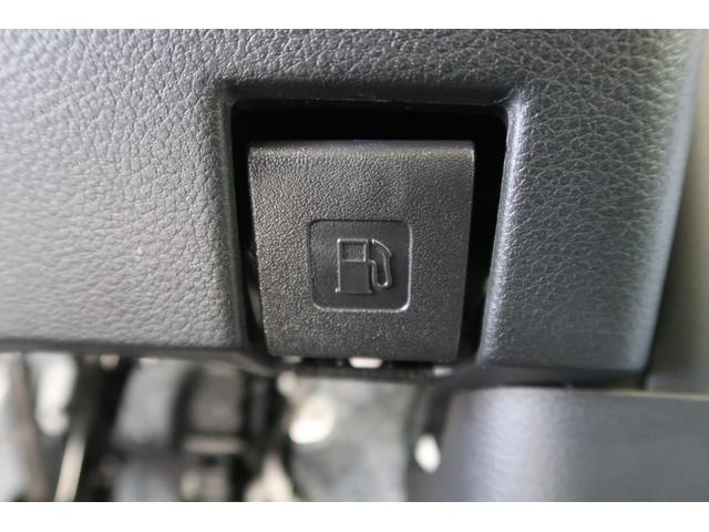 ワゴンＲスマイル ！先行初売！ＨＹＢＲＩＤ　Ｓ　３型　全方位モニターナビ　オートライト　純正ナビ　プッシュスタート　シートヒーター　オートエアコン　スズキセーフティーサポート　衝突被害軽減システム　アイドリングストップ　横滑り防止機能　衝突安全ボディ　盗難防止システム（46枚目）