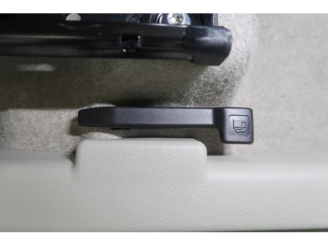 アルトラパンＬＣ ！初売！ＬＣ　Ｘ　５型　全方位モニター用カメラパッケージ　オートライト　プッシュスタート　シートヒーター　オートエアコン　スズキセーフティーサポート　衝突被害軽減システム　アイドリングストップ　横滑り防止機能　衝突安全ボディ　盗難防止システム（43枚目）