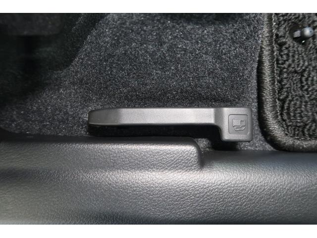 ソリオ ！先行初売！ＨＹＢＲＩＤ　ＭＺ　３型　オートライト　プッシュスタート　シートヒーター　オートエアコン　スズキセーフティーサポート　衝突被害軽減システム　アイドリングストップ　横滑り防止機能　衝突安全ボディ　盗難防止システム（44枚目）