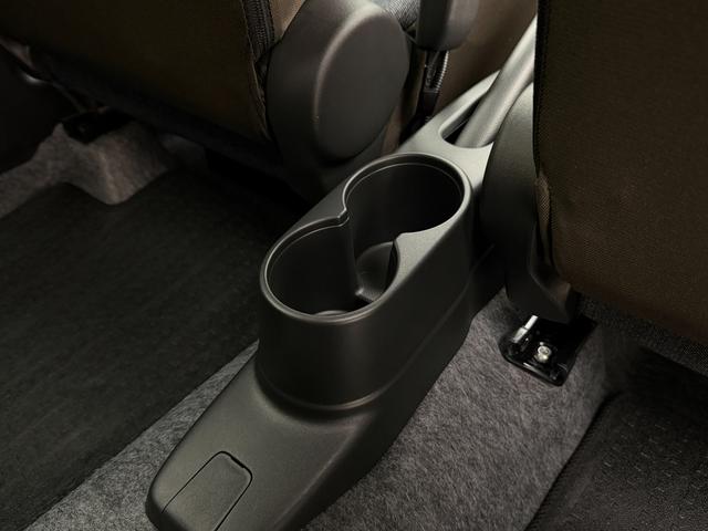 アルト ！初売！Ｌ　２型　オートエアコン　アイドリングストップ　衝突被害軽減システム　横滑り防止機能　パワーステアリング　パワーウィンドウ　シートヒーター（30枚目）