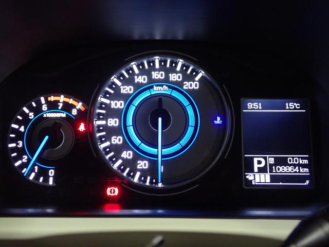 クロスビー 【アウトレット】ＨＹＢＲＩＤ　ＭＸ　ＭＮ７１Ｓ　６ＡＴ　マイルドハイブリッド　ターボ　４ＷＤ　衝突被害軽減システムブレーキ　キーレスプッシュスタート　ナビ　１６インチＡＷ　ドライブレコーダー　ＥＴＣ　オートエアコン　フルフラット　バックモニター（11枚目）