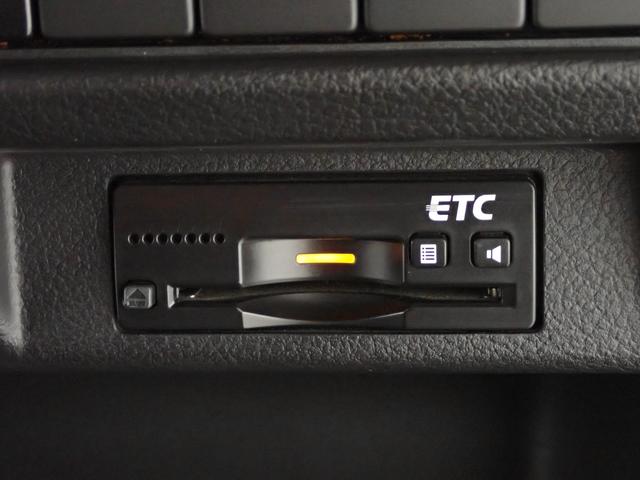 クロスビー 【アウトレット】ＨＹＢＲＩＤ　ＭＸ　ＭＮ７１Ｓ　６ＡＴ　マイルドハイブリッド　ターボ　４ＷＤ　衝突被害軽減システムブレーキ　キーレスプッシュスタート　ナビ　１６インチＡＷ　ドライブレコーダー　ＥＴＣ　オートエアコン　フルフラット　バックモニター（17枚目）