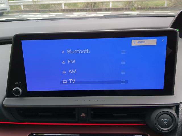プリウス Ｚ　大画面ナビＴＶ　全方位モニター　チームメイト　電動バックドア　黒革シートヒーター　禁煙車（14枚目）