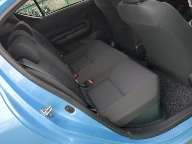 アクア Ｓ　ナビＴＶ　スマートキー　オートライト　ＥＴＣ　ブルートゥース　オートエアコン　ドアバイザー（4枚目）