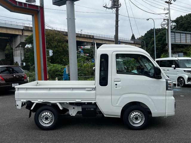 ハイゼットトラック ジャンボエクストラ　７インチナビ付き　ＬＥＤヘッドランプ＆フォグランプ　ＬＥＤ荷台作業灯　メッキフロントグリル　キーレス　プッシュスタート　スマートアシスト　衝突回避支援ブレーキ　誤発進抑制機能（3枚目）