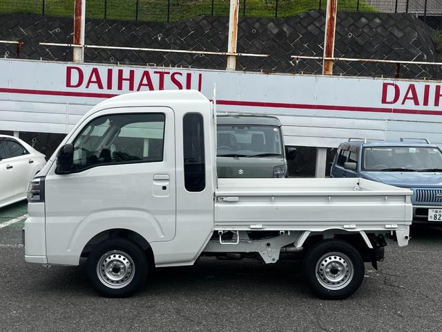 ハイゼットトラック ジャンボエクストラ　７インチナビ付き　ＬＥＤヘッドランプ＆フォグランプ　ＬＥＤ荷台作業灯　メッキフロントグリル　キーレス　プッシュスタート　スマートアシスト　衝突回避支援ブレーキ　誤発進抑制機能（4枚目）