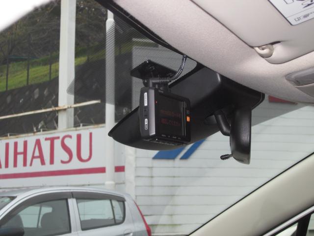 カローラツーリング ハイブリッド　Ｓ（18枚目）