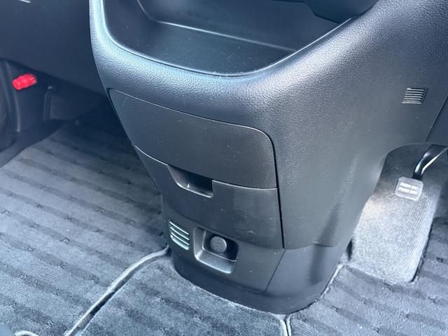 セレナ ハイウェイスター Vセレクション(19枚目)