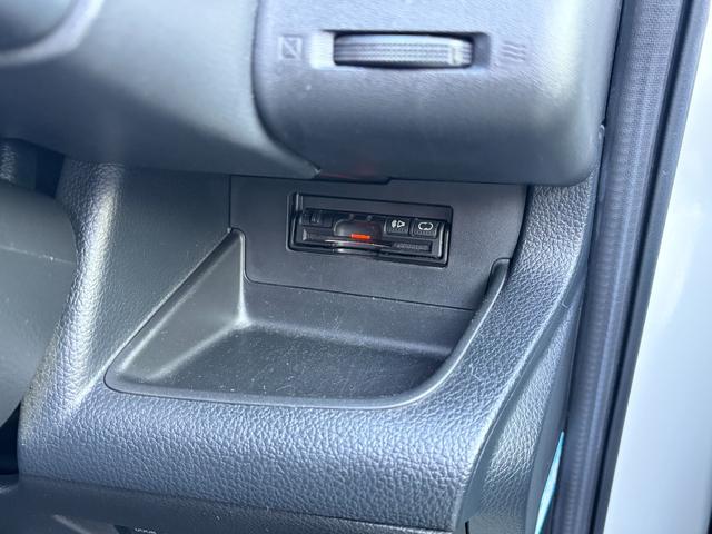 セレナ ハイウェイスター Vセレクション(22枚目)