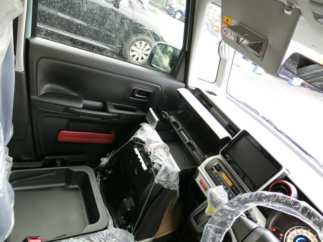 ハイブリッドX 届出済未使用車/新品ナビ付/マイナーチェンジ後/デュアルカメラブレーキ/夜間人対応/前後衝突軽減ブレーキ/前後踏間違防止/両側電動スライドドア(18枚目)