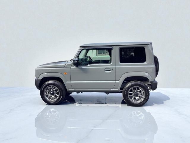 ジムニー ＸＣ　届出済み未使用車　メーカー保証継承　純正マット・バイザー（7枚目）