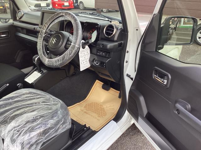 ジムニー ＸＣ　届出済み未使用車　メーカー保証継承　純正マット・バイザー（13枚目）