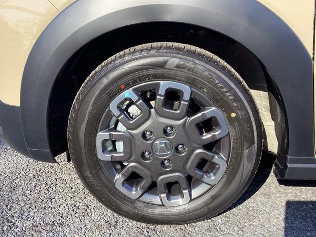 フリード e:HEVクロスター 登録済み未使用車 メーカー保証継承 マルチビューカメラシステム 後方出庫サポート リアクーラー キャプテンシート ADB Bカメラ(14枚目)