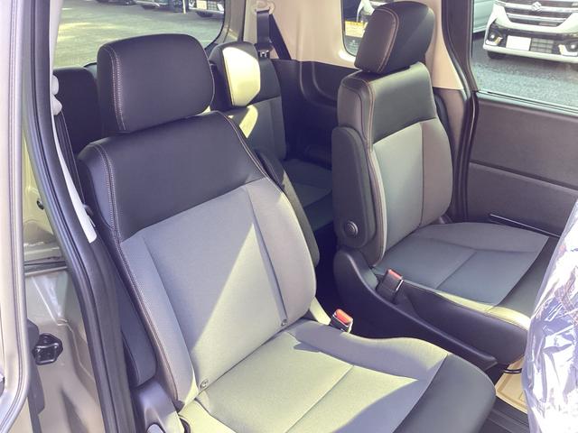 フリード e:HEVクロスター 登録済み未使用車 メーカー保証継承 マルチビューカメラシステム 後方出庫サポート リアクーラー キャプテンシート ADB Bカメラ(16枚目)