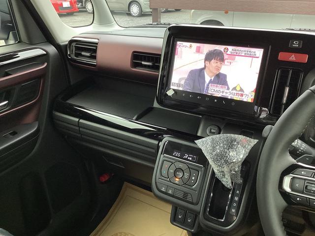 スペーシアカスタム ハイブリッドXSターボ 届出済み未使用車 全方位モニター付きメモリーナビゲーション メーカー保証継承(18枚目)
