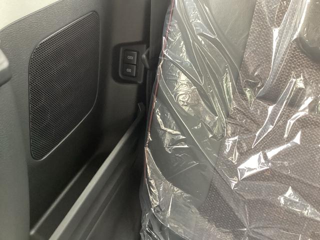 スペーシアカスタム ハイブリッドXSターボ 届出済み未使用車 全方位モニター付きメモリーナビゲーション メーカー保証継承(22枚目)