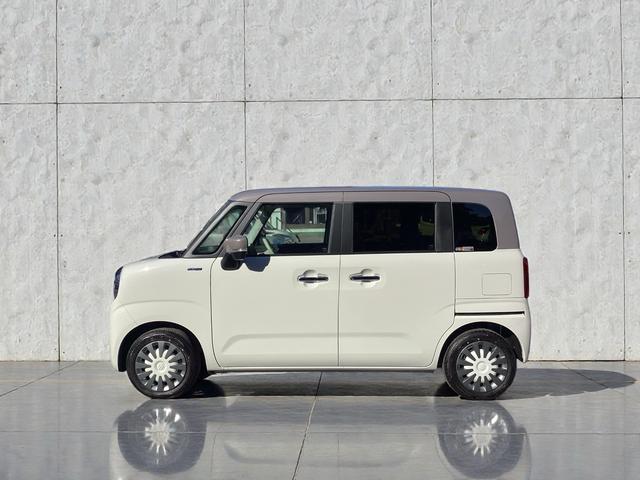 ワゴンRスマイル ハイブリッドX 届出済み未使用車 全方位モニター付きメモリーナビゲーション メーカー保証継承(7枚目)