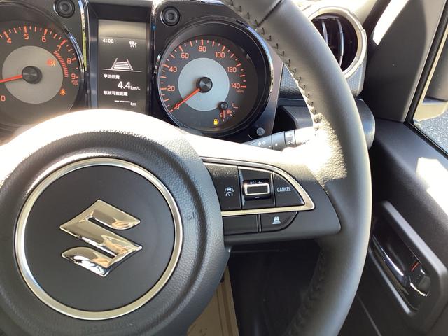 ジムニー ＸＣ　届出済み未使用車　メーカー保証継承　５型　デュアルセンサーブレーキサポートＩＩ　アダプティブクルーズコントロール　車線逸脱抑制機能　純正マット・バイザー（15枚目）