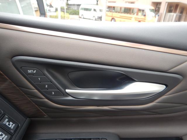 アルファードハイブリッド エグゼクティブラウンジ 14インチナビTV・JBLプレミアムSS・パノラミックビューモニター・14インチリヤシートエンター・本革エグゼクティブラウンジパワーシート・左右独立ムーンルーフ・ユニバーサルS・モデリスタエアロ(17枚目)