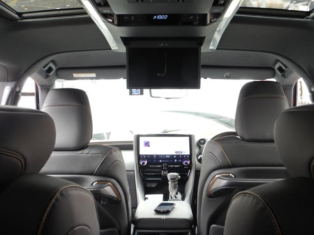 アルファードハイブリッド Z 14インチディスプレイナビTV・パノラミックビュー・13.2型有機EL後席ディスプレイ・合成皮革エグゼクティブパワーシート・デジタルインナーミラー・ブラインドスポットモニター・パワーバックドア(9枚目)