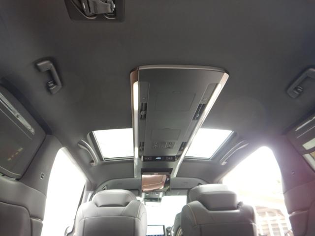 アルファードハイブリッド Z 14インチディスプレイナビTV・パノラミックビュー・13.2型有機EL後席ディスプレイ・合成皮革エグゼクティブパワーシート・デジタルインナーミラー・ブラインドスポットモニター・パワーバックドア(42枚目)