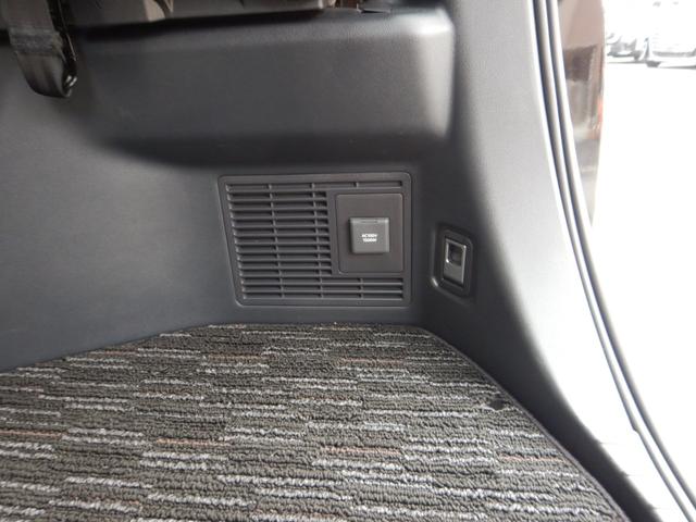 アルファードハイブリッド Z 14インチディスプレイナビTV・パノラミックビュー・13.2型有機EL後席ディスプレイ・合成皮革エグゼクティブパワーシート・デジタルインナーミラー・ブラインドスポットモニター・パワーバックドア(47枚目)