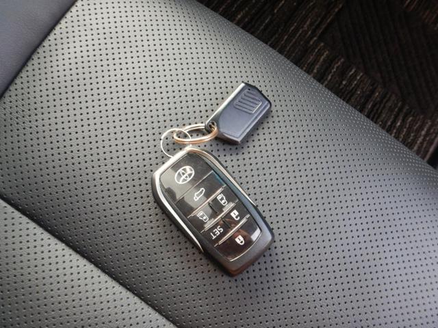 アルファードハイブリッド ＳＲ　Ｃパッケージ　メーカー１０．５型ナビＴＶ・後席１３．３型フリップダウンモニター・ツインムーンルーフ・デジタルインナーミラー・・両側パワースライドドア・パワーバックドア・１００ｖ電源コンセント・スマートキー（22枚目）