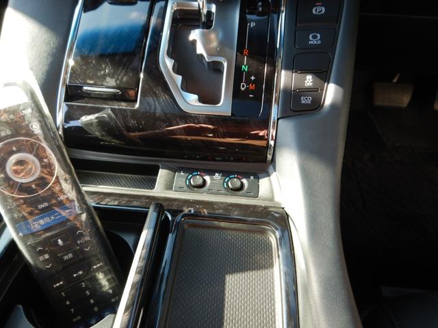 ヴェルファイア ２．５Ｚ　Ｇエディション　アルパイン１１型ナビＴＶ・１２．８型フリップダウンモニター・合成皮革エグゼクティブパワーシート・ツインムーンルーフ・３眼ＬＥＤヘッドライト・シーケンシャルターンランプ・モデリスタエアロ・スマートキー（21枚目）