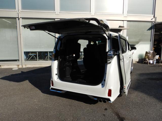 ヴェルファイア ２．５Ｚ　Ｇエディション　アルパイン１１型ナビＴＶ・１２．８型フリップダウンモニター・合成皮革エグゼクティブパワーシート・ツインムーンルーフ・３眼ＬＥＤヘッドライト・シーケンシャルターンランプ・モデリスタエアロ・スマートキー（41枚目）