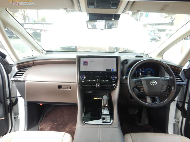 アルファードハイブリッド エグゼクティブラウンジ 14インチディスプレイナビTV・JBLプレミアムSS・14インチリヤエンター・パノラミックビュー・本革エグゼクティブラウンジパワーシート・左右独立ムーンルーフ・ユニバーサルステップ・モデリスタエアロ(7枚目)