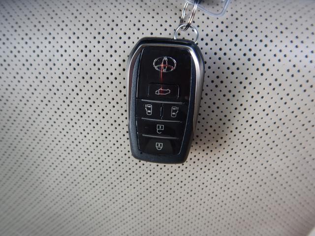 アルファードハイブリッド エグゼクティブラウンジ 14インチディスプレイナビTV・JBLプレミアムSS・14インチリヤエンター・パノラミックビュー・本革エグゼクティブラウンジパワーシート・左右独立ムーンルーフ・ユニバーサルステップ・モデリスタエアロ(26枚目)