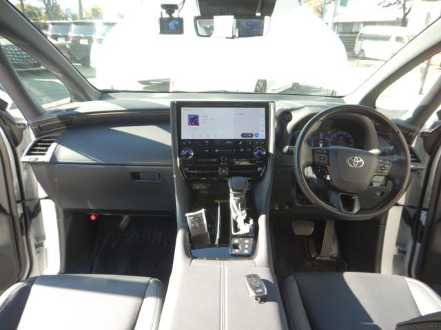 アルファードハイブリッド Ｚ　１４インチディスプレイナビＴＶ・パノラミックビュー・１２．１型後席ディスプレイ・モデリスタエアロ・合成皮革エグゼクティブパワーシート・デジタルインナーミラー・ブラインドスポット・パワーバックドア（7枚目）