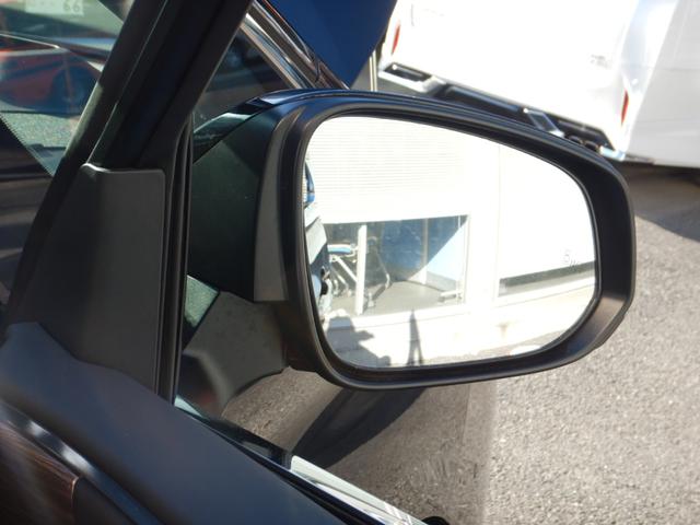 ヴェルファイアハイブリッド エグゼクティブラウンジ 14インチナビTV・JBLサウンド・14インチリヤエンター・パノラミックビュー・本革エグゼクティブラウンジパワーシート・左右独立ムーンルーフ・ユニバーサルステップ・ヘッドアップディスプレイ・BSM(20枚目)