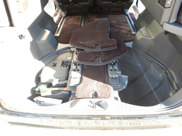 ヴェルファイアハイブリッド エグゼクティブラウンジ 14インチナビTV・JBLサウンド・14インチリヤエンター・パノラミックビュー・本革エグゼクティブラウンジパワーシート・左右独立ムーンルーフ・ユニバーサルステップ・ヘッドアップディスプレイ・BSM(48枚目)