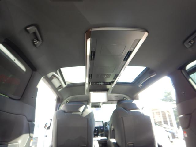 アルファードハイブリッド Ｚ　１４インチディスプレイナビＴＶ・パノラミックビュー・１２．１型フリップダウンモニター・合成皮革パワーシート・左右独立ムーンルーフ・トヨタチームメイト・デジタルインナーミラー・ブラインドスポットモニター（39枚目）