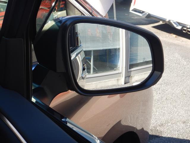 アルファードハイブリッド Ｚ　１４インチディスプレイナビＴＶ・パノラミックビュー・１３．２型有機ＥＬ後席ディスプレイ・合成皮革エグゼクティブパワーシート・デジタルインナーミラー・ブラインドスポットモニター・パワーバックドア（19枚目）