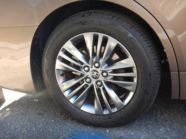 アルファードハイブリッド Ｚ　１４インチディスプレイナビＴＶ・パノラミックビュー・１３．２型有機ＥＬ後席ディスプレイ・合成皮革エグゼクティブパワーシート・デジタルインナーミラー・ブラインドスポットモニター・パワーバックドア（48枚目）