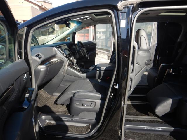 ヴェルファイア 2.5Z Gエディション 純正10型SDナビTV・12.1型フリップダウンモニター・合成皮革エグゼクティブパワーシート・ツインムーンルーフ・3眼LEDヘッドライト・デジタルインナーミラー・BSM・両側パワースライドドア・(33枚目)