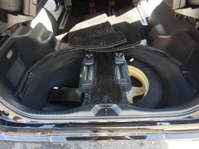 ヴェルファイア 2.5Z Gエディション 純正10型SDナビTV・12.1型フリップダウンモニター・合成皮革エグゼクティブパワーシート・ツインムーンルーフ・3眼LEDヘッドライト・デジタルインナーミラー・BSM・両側パワースライドドア・(40枚目)