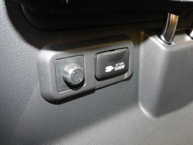 ノア ハイブリッドZ 10.5インチディスプレイオーディオPlus&14インチフリップダウンモニター ブラインドスポットモニター ドライビングサポート&快適利便パッケージHi トヨタチームメイト 3カメラドライブレコーダー(4枚目)