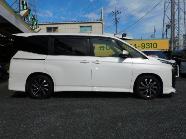 ヴォクシー ハイブリッドS-Z モデリスタエアロ 10.5インチオーディオPlus&14インチフリップダウン 3眼プロジェクター ブラインドスポット ドライビングサポート&快適利便パッケージHigh トヨタチームメイト 前後ドラレコ(32枚目)