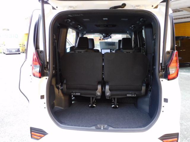 ノア ハイブリッドＳ－Ｚ　４ＷＤ　モデリスタエアロ＆１８ＡＷ　１０．５ナビ＋ＩＴＳ＋ダブルツィーター　３眼プロジェクター　ブラインドスポット　ドライビングサポート＆快適利便パッケージ　トヨタチームメイト　寒冷地仕様　前後Ｄレコ（3枚目）