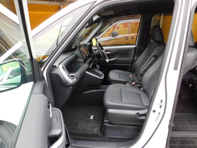 ノア ハイブリッドＳ－Ｚ　４ＷＤ　モデリスタエアロ＆１８ＡＷ　１０．５ナビ＋ＩＴＳ＋ダブルツィーター　３眼プロジェクター　ブラインドスポット　ドライビングサポート＆快適利便パッケージ　トヨタチームメイト　寒冷地仕様　前後Ｄレコ（6枚目）