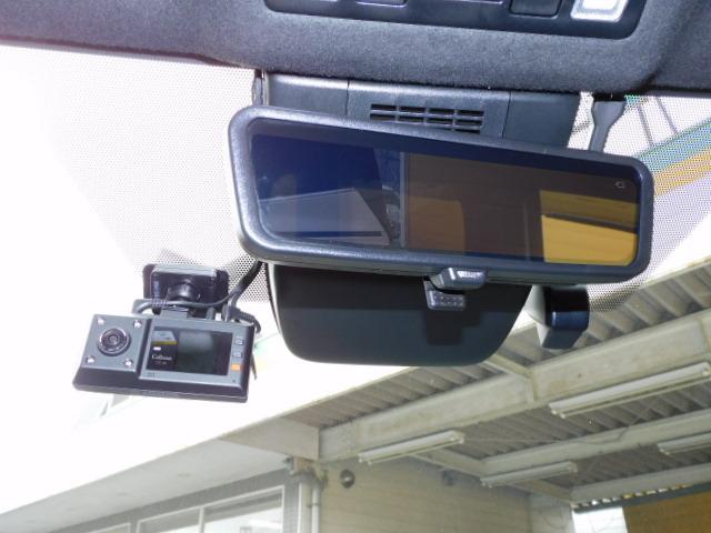 ノア ハイブリッドＳ－Ｚ　４ＷＤ　モデリスタエアロ＆１８ＡＷ　１０．５ナビ＋ＩＴＳ＋ダブルツィーター　３眼プロジェクター　ブラインドスポット　ドライビングサポート＆快適利便パッケージ　トヨタチームメイト　寒冷地仕様　前後Ｄレコ（19枚目）