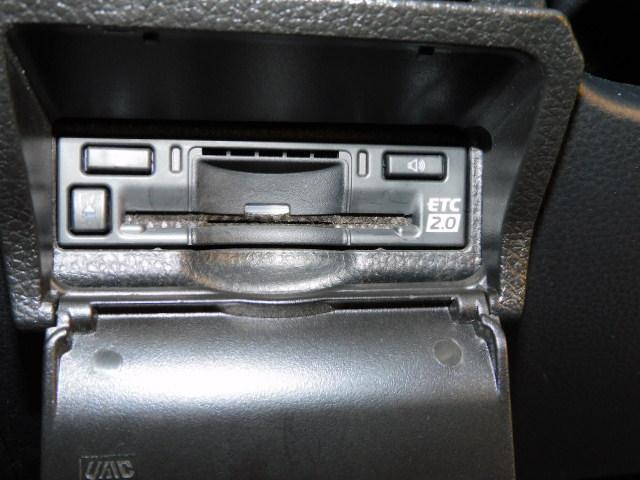 ノア ハイブリッドＳ－Ｚ　４ＷＤ　モデリスタエアロ＆１８ＡＷ　１０．５ナビ＋ＩＴＳ＋ダブルツィーター　３眼プロジェクター　ブラインドスポット　ドライビングサポート＆快適利便パッケージ　トヨタチームメイト　寒冷地仕様　前後Ｄレコ（30枚目）