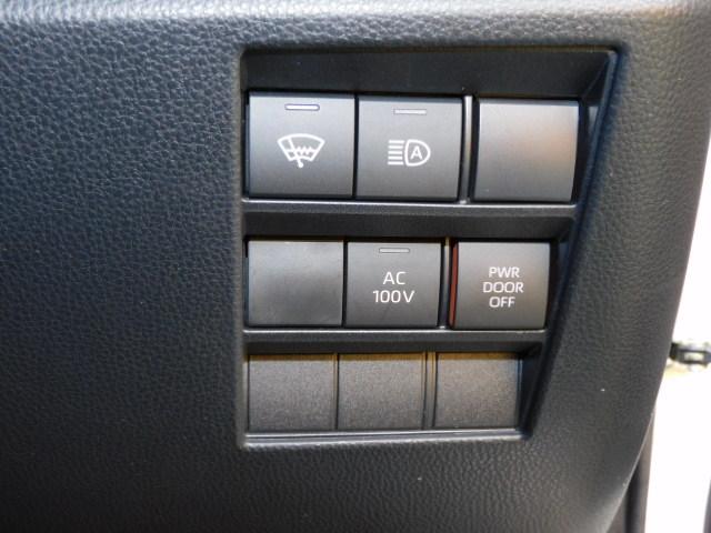 ノア ハイブリッドＳ－Ｚ　４ＷＤ　モデリスタエアロ＆１８ＡＷ　１０．５ナビ＋ＩＴＳ＋ダブルツィーター　３眼プロジェクター　ブラインドスポット　ドライビングサポート＆快適利便パッケージ　トヨタチームメイト　寒冷地仕様　前後Ｄレコ（31枚目）