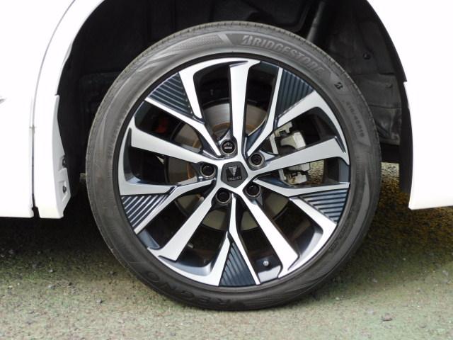 ノア ハイブリッドＳ－Ｚ　４ＷＤ　モデリスタエアロ＆１８ＡＷ　１０．５ナビ＋ＩＴＳ＋ダブルツィーター　３眼プロジェクター　ブラインドスポット　ドライビングサポート＆快適利便パッケージ　トヨタチームメイト　寒冷地仕様　前後Ｄレコ（35枚目）