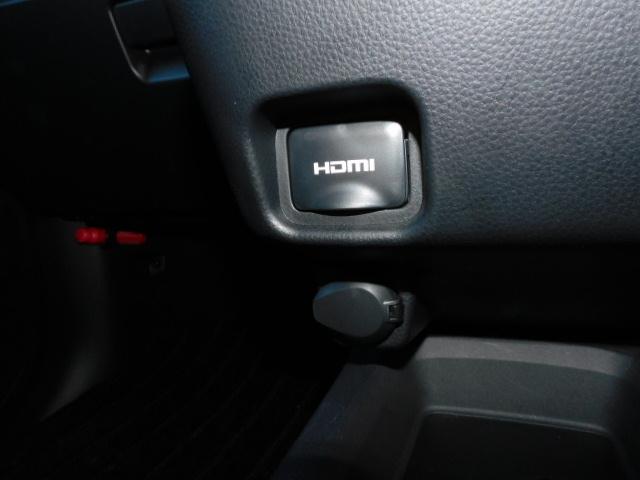 ノア ハイブリッドＳ－Ｚ　１０．５インチオーディオＰｌｕｓ＆１４インチ後席　３眼プロジェクター　ブラインドスポット　ユニバーサルステップ　ドライビングサポート＆快適利便パッケージＨｉ　トヨタチームメイト　寒冷地仕様　前後Ｄレコ（22枚目）