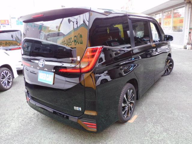 ノア ハイブリッドＳ－Ｚ　１０．５インチオーディオＰｌｕｓ＆１４インチフリップダウン　３眼プロジェクター　ブラインドスポット　ユニバーサルステップ　ドライビングサポート＆快適利便パッケージＨｉ　トヨタチームメイト　前後ドラレコ（3枚目）