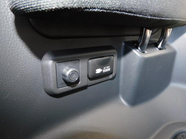 ノア ハイブリッドZ 10.5インチディスプレイオーディオPlus ブラインドスポットモニター ユニバーサルステップ ドライビングサポート&快適利便パッケージHigh トヨタチームメイト 前後ドライブレコーダー(4枚目)